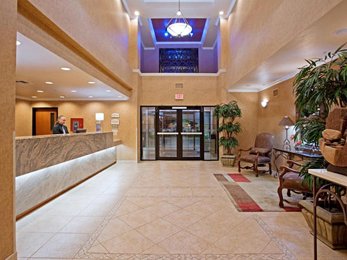 Holiday Inn Express & Suites Austin Nw - Lakeline By Ihg Exterior photo