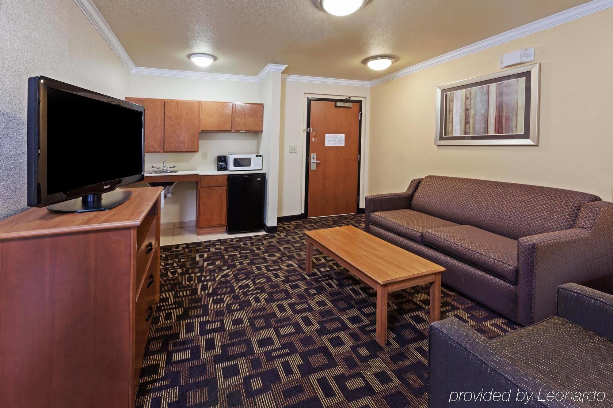 Holiday Inn Express & Suites Austin Nw - Lakeline By Ihg Exterior photo