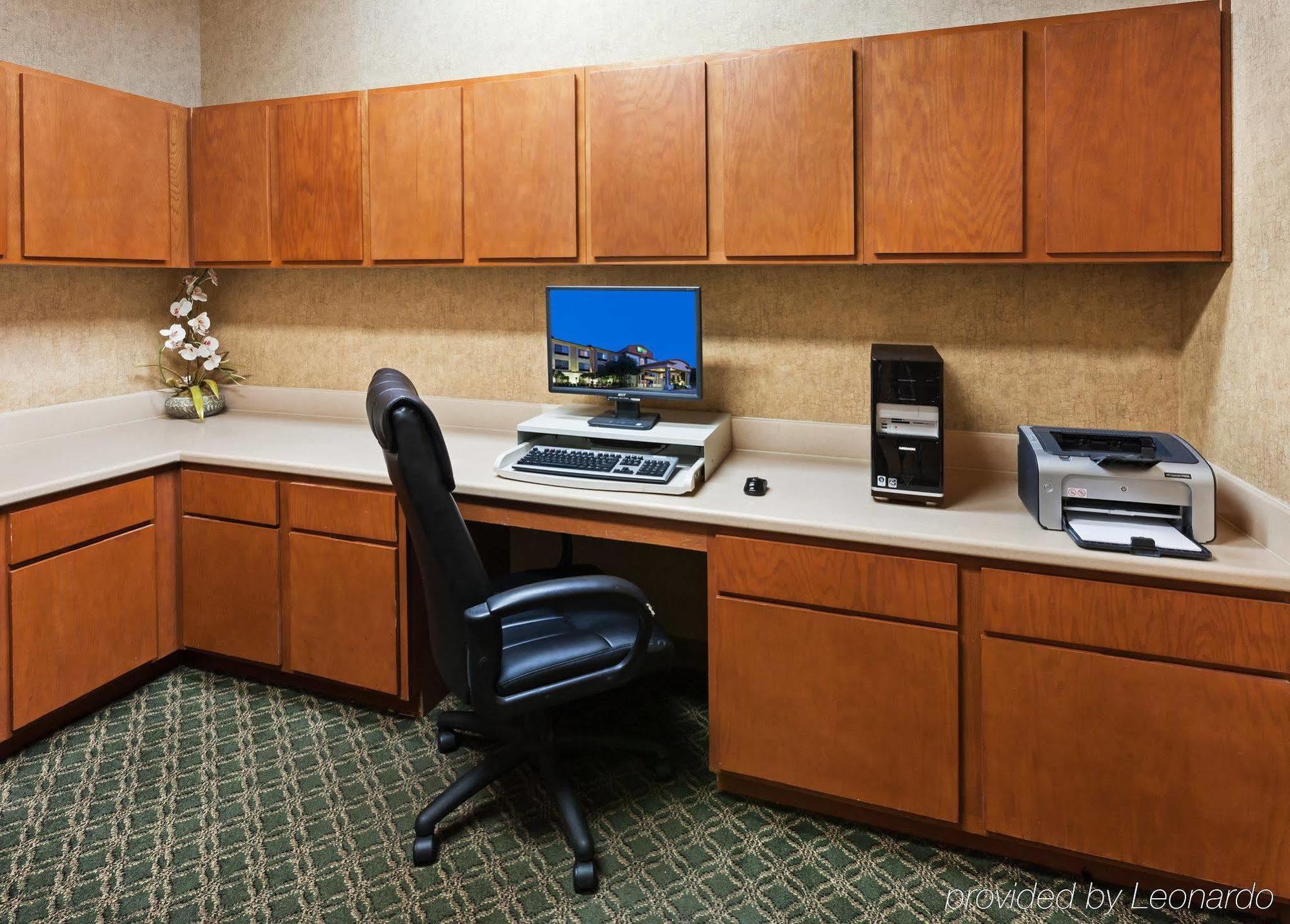 Holiday Inn Express & Suites Austin Nw - Lakeline By Ihg Exterior photo