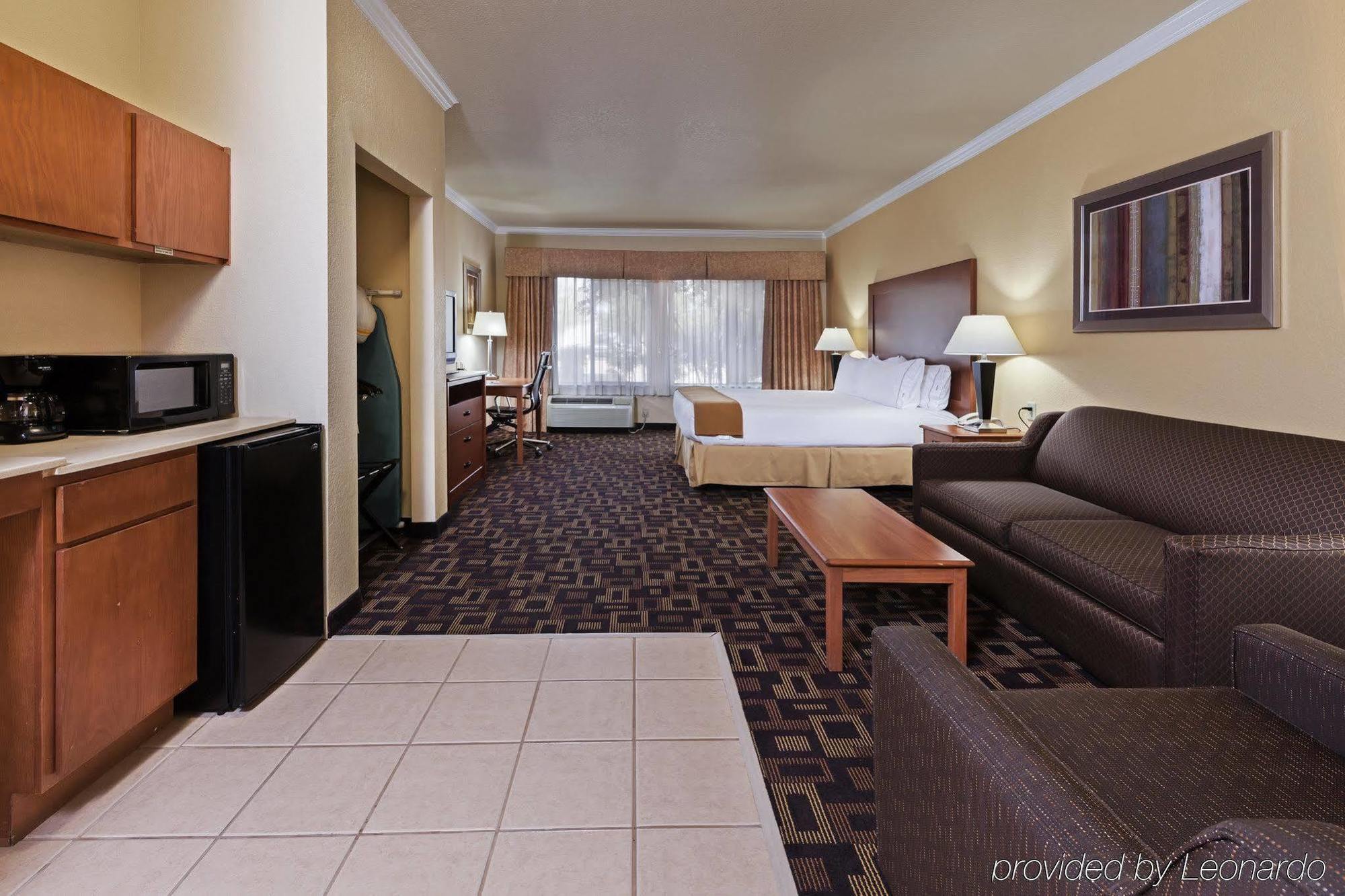 Holiday Inn Express & Suites Austin Nw - Lakeline By Ihg Exterior photo