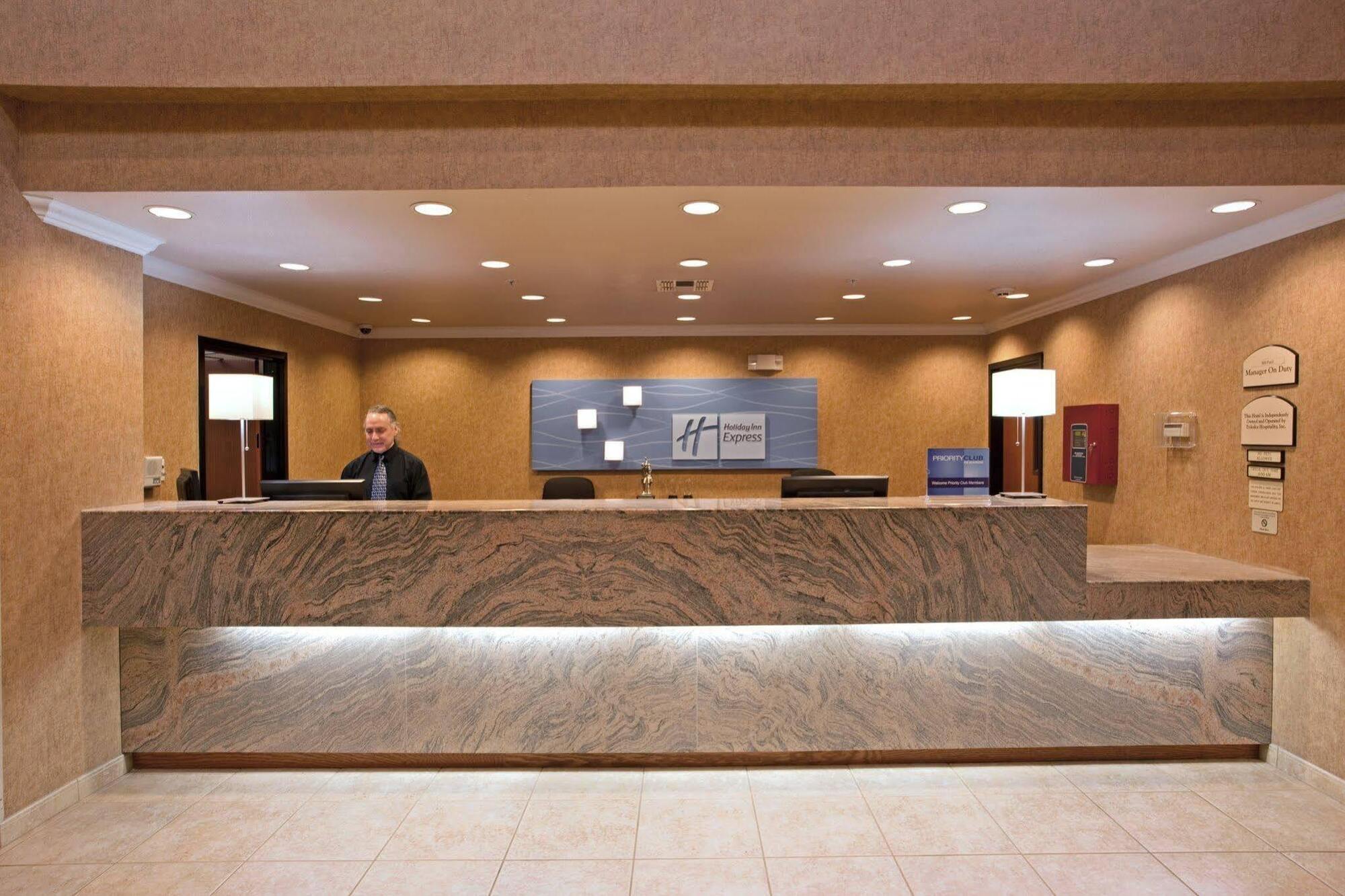 Holiday Inn Express & Suites Austin Nw - Lakeline By Ihg Exterior photo